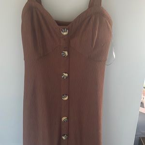 BROWN DRESS